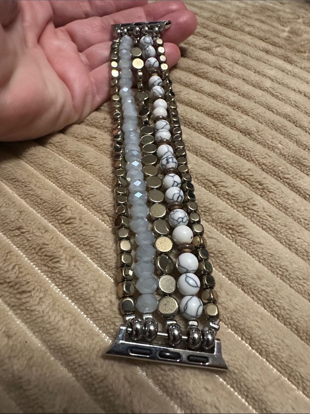 2 Apple Watch Bands with 5 face covers 40mm - Picture 3 of 6